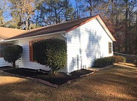 Wonderful Updated Ranch Featuring Spacious Fireside Great Room, in Snellville, GA (Photo 5 of 5)