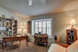 Amazing Town House Available Now! in Phoenix, AZ (Photo 5 of 8)