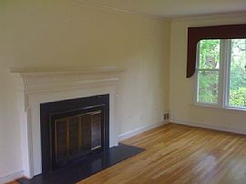 2br, 1ba- Quiet Wooded, Close to Town in Bel Air, MD (Photo 4 of 7)