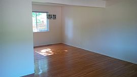 Large 4 Bedroom/2.5 Bath House on Lehigh St in Boulder, CO (Photo 3 of 5)