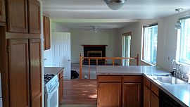 Large 4 Bedroom/2.5 Bath House on Lehigh St in Boulder, CO (Photo 4 of 5)