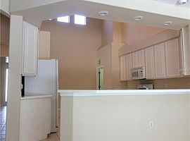 This 4+ Bed Rooms, 3.5 Baths, Pool with 3 Car Garage House in Lakewood Ranch, FL (Photo 8 of 10)