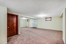 3 Bedroom House in Framingham, MA (Photo 9 of 9)