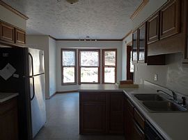 Charming Well Maintained Home Located in a Quiet Neighborhood in Fayetteville, NC (Photo 3 of 7)