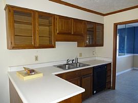 Charming Well Maintained Home Located in a Quiet Neighborhood in Fayetteville, NC (Photo 5 of 7)