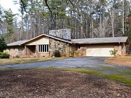 100 Hardage Dr Sw, Marietta, Ga 30064 3 Beds 2 Baths 2,298 Sqft in Marietta, GA