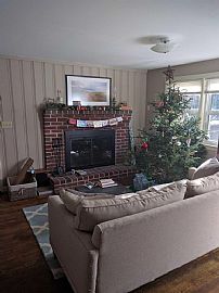 6 Point Ave, South Kingstown, Ri 02879 in South Kingstown, RI (Photo 3 of 4)