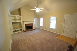 3 Bedrooms 2 Full Bathrooms in Dallas, GA (Photo 2 of 6)