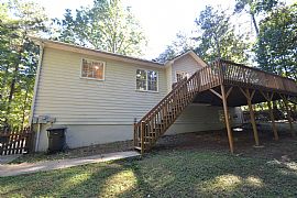 3 Bedrooms 2 Full Bathrooms in Dallas, GA (Photo 6 of 6)