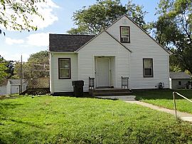 3 Bed 1 Bath Cedar Falls Home in Cedar Falls, IA