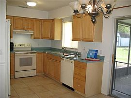  Freshly Painted 4 Bedroom and 2 .5 Bath House in Orlando, FL