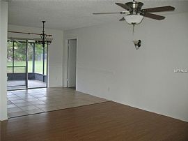  Freshly Painted 4 Bedroom and 2 .5 Bath House in Orlando, FL (Photo 6 of 8)