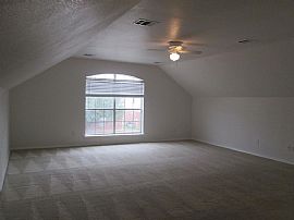 Spacious 4 Bedroom and 3 Bath House in Arlington, Tx in Arlington, TX (Photo 5 of 6)