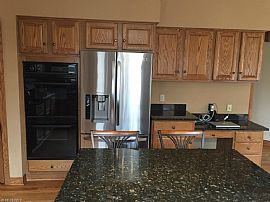 4540 Swan Lake Dr, Copley, Oh 44321 4 Beds 3.5 Baths 3,416 Sqft in Copley, OH (Photo 4 of 4)