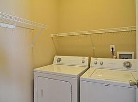 Charming 3 Bedroom Home on Cul-De-Sac in Columbia, SC (Photo 8 of 10)