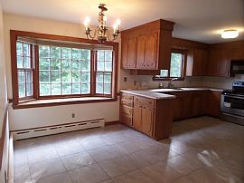 Warm and Charming 3-4 Bedroom Custom Cape in Dover, NH (Photo 3 of 8)