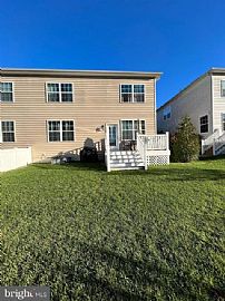 This Twin Home Is Spacious at Over 2,825 Square Feet with 4 Bed in Bear, DE (Photo 2 of 5)