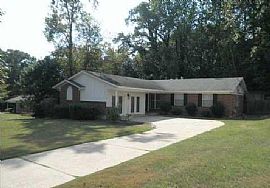 108 Oakland Dr, Prattville, Al 36067 in Prattville, AL