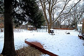 Super Cozy Single Family Home Located Conveniently on Madison'S in Madison, WI (Photo 6 of 6)