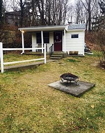 Just a 5 Minute Walk From Chelos Waterfront Bar and Grille in Warwick, RI (Photo 2 of 7)