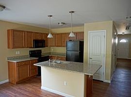 172 Flatview Way, Spartanburg, Sc 29303 (747) 444-3766 in Spartanburg, SC (Photo 7 of 10)