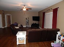272 Silver Hills Dr, Jacksonville, Nc 28546 (747) 444-3766 in Jacksonville, NC (Photo 3 of 10)