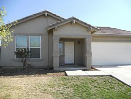 This Home, Built in 2005 Has High Ceilings and An Open Floor in Sacramento, CA