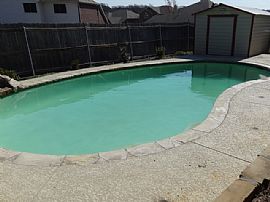 Single Family Home For Rent  in Burleson, TX (Photo 8 of 8)