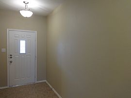 Single Family Home For Rent  in Beaukiss, TX (Photo 2 of 10)