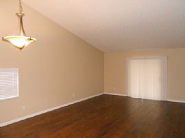 Single Family Home For Rent  in Canal Winchester, OH (Photo 2 of 5)