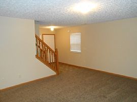 Single Family Home For Rent  in Canal Winchester, OH (Photo 2 of 5)