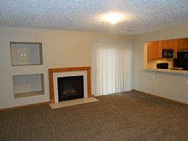 Single Family Home For Rent  in Canal Winchester, OH (Photo 3 of 5)