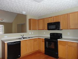 Single Family Home For Rent  in Orient, OH (Photo 4 of 5)