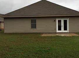 10244 Fionn Loop, Daphne, Al 36526 (747) 444-3766 in Daphne, AL (Photo 7 of 8)