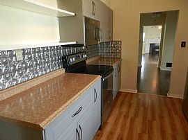 Beautifully Rehabbed Ranch For Rent in Sycamore Schools! Conven in Cincinnati, OH (Photo 3 of 5)