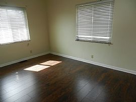 Beautifully Rehabbed Ranch For Rent in Sycamore Schools! Conven in Cincinnati, OH (Photo 4 of 5)