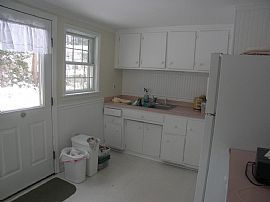 Charming Ne Cape, Quiet Picturesque Community, Close to All Mai in Framingham, MA (Photo 3 of 8)