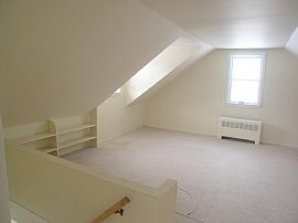 Charming Ne Cape, Quiet Picturesque Community, Close to All Mai in Framingham, MA (Photo 6 of 8)