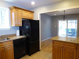 4 Bedroom 3 Bath Home Located in Fairfax Va in Fairfax, VA (Photo 3 of 9)