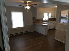 Single Story Home on Approximately 1 Acre in Dover, DE (Photo 3 of 6)