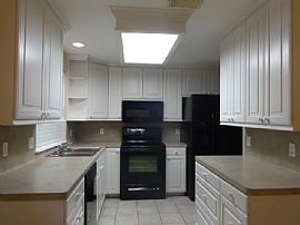 Single Family Home in Willis, TX (Photo 3 of 5)