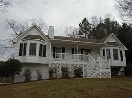 Single Family Home in Dallas, GA