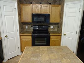 Single Family Home For Rent in Jacksonville, FL (Photo 6 of 6)