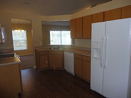 Single Family Home For Rent in Riverview, FL (Photo 9 of 10)