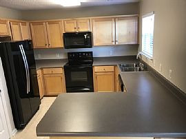 Single Family Home For Rent in Rincon, GA (Photo 4 of 8)