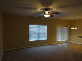 Single Family Home For Rent in Richmond Hill, GA (Photo 2 of 7)