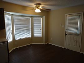 Single Family Home For Rent in Killeen, TX (Photo 3 of 5)