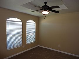 Single Family Home For Rent in Killeen, TX (Photo 2 of 5)