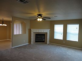 Single Family Home For Rent in Killeen, TX (Photo 3 of 5)
