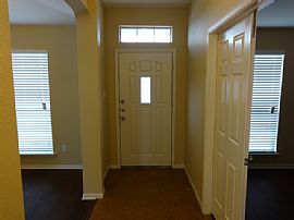 Single Family Home For Rent in Killeen, TX (Photo 2 of 5)